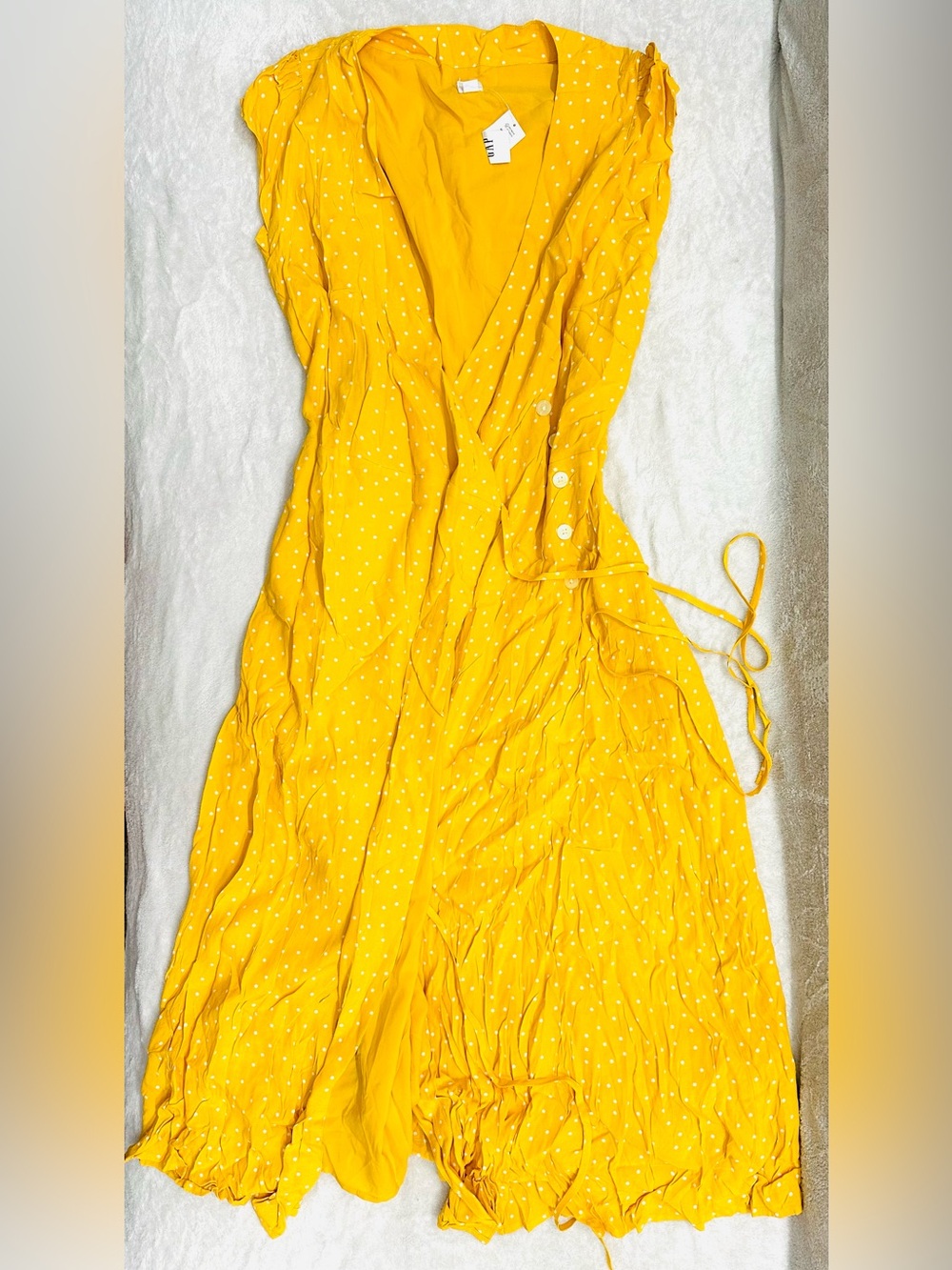 Gap New Wrap Very Cute And Soft Dress Size L (US 12 / UK 16) vibrant yellow